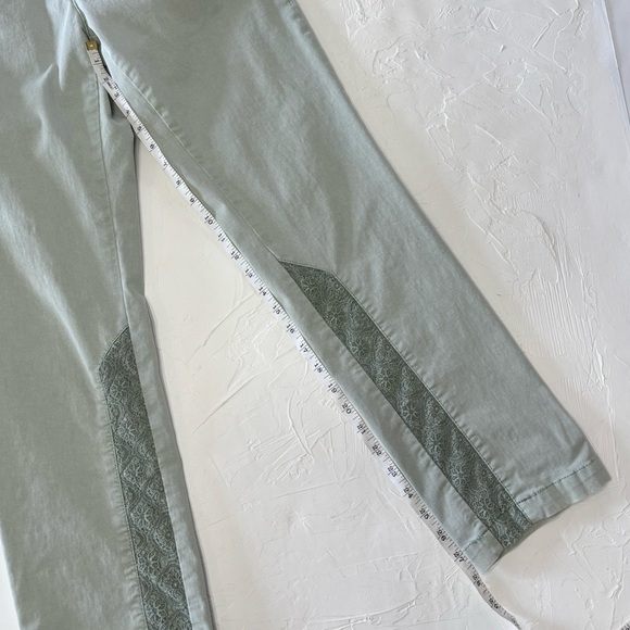 Anthropologie Pilcro Hyphen Boyfriend Jeans - Picture 16 of 16